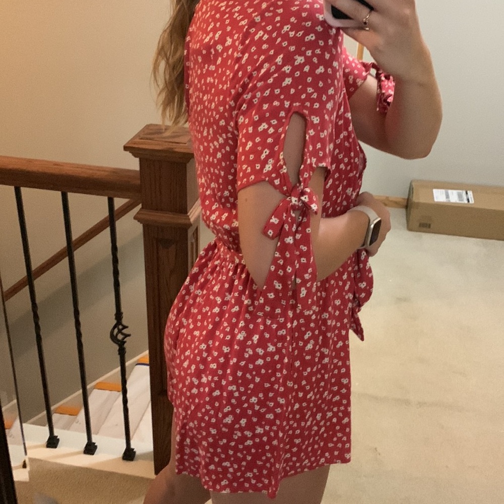 Romper - Picture 4 of 4